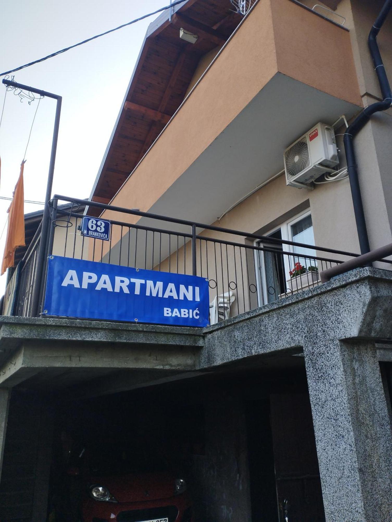 Apartmani "Babici" บันยาลูกา ภายนอก รูปภาพ