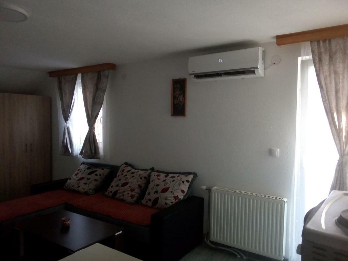 Apartmani "Babici" บันยาลูกา ภายนอก รูปภาพ